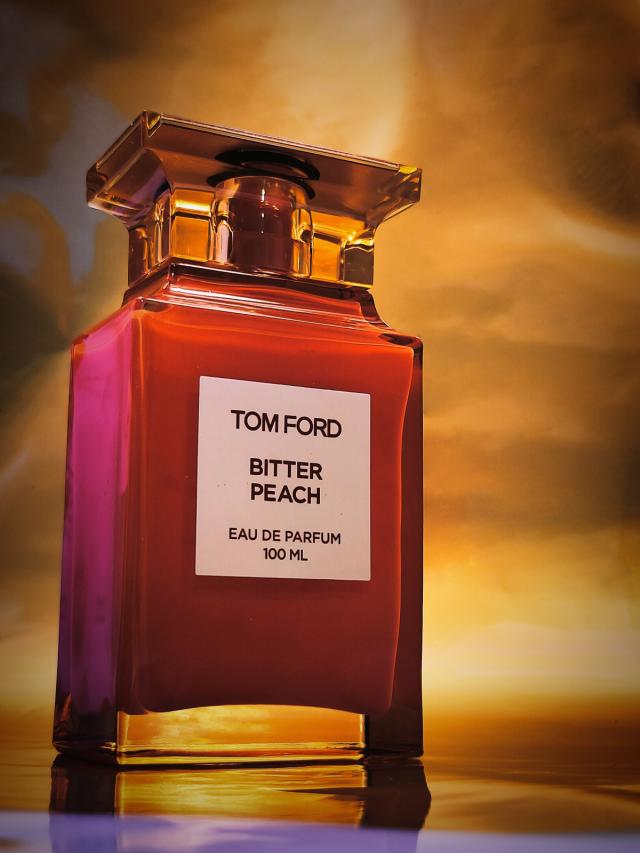 عطر ادکلن بیتر پیچ تام فورد Bitter Peach Tom Ford Perfume